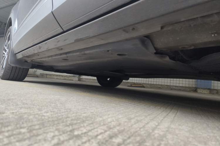 Used Volkswagen T-ROC 2021 280TSI DSG Two-Wheel Drive Comfort Connect Edition Chassis Rear Left