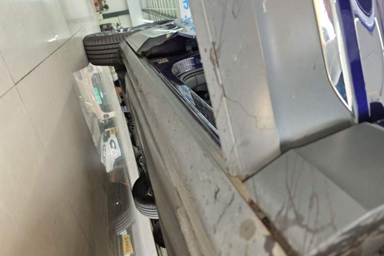 Used Volkswagen T-ROC 2021 280TSI DSG Two-Wheel Drive Comfort Connect Edition Right Side Sill