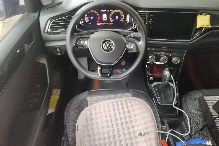 Used Volkswagen T-ROC 2021 280TSI DSG Two-Wheel Drive Comfort Connect Edition Steering Wheel