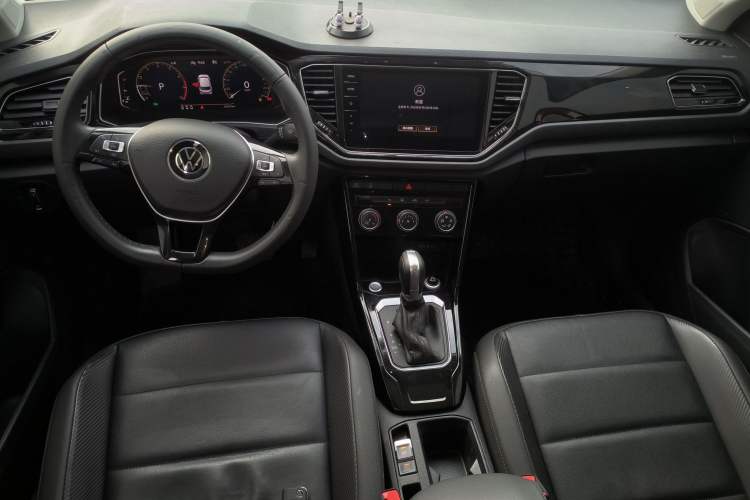Used Volkswagen T-ROC 2021 Revised Version 280TSI DSG Two-Wheel Drive Comfort & Smart Connectivity Edition Center Console