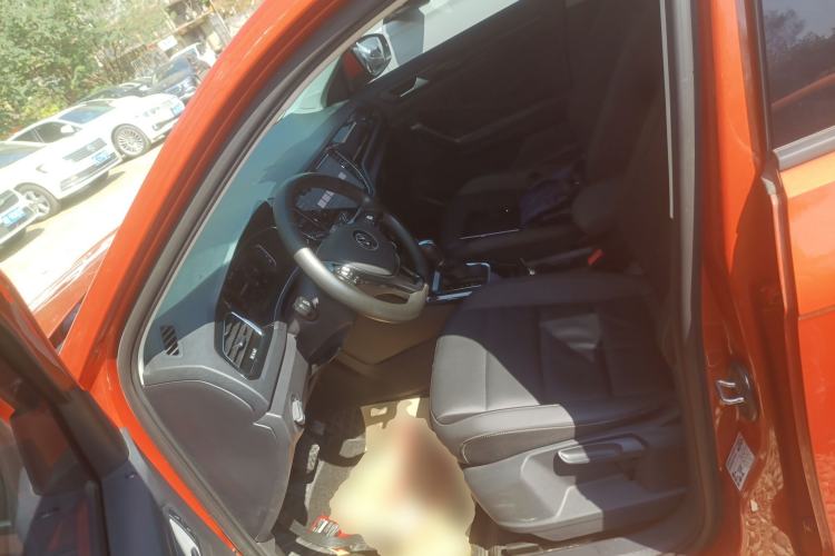 Used Volkswagen T-ROC 2021 280TSI DSG Two-Wheel Drive Comfort Connect Edition Driver Seat