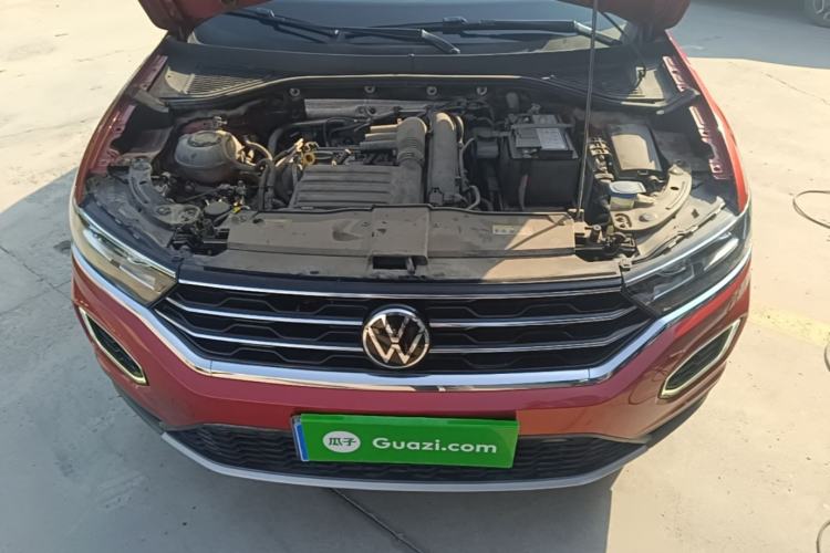 Used Volkswagen T-ROC 2021 280TSI DSG Two-Wheel Drive Comfort Connect Edition Engine Bay