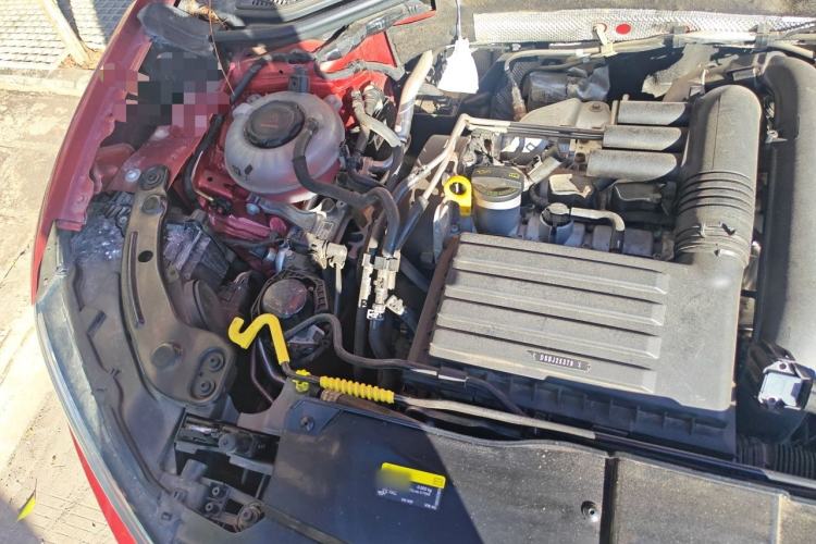 Used Volkswagen T-ROC 2021 280TSI DSG Two-Wheel Drive Comfort Connect Edition Engine Bay Right