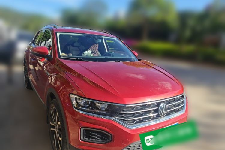 Used Volkswagen T-ROC 2021 280TSI DSG Two-Wheel Drive Comfort Connect Edition Front Right 45 Deg