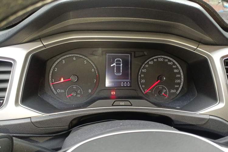 Used Volkswagen T-ROC 2021 280TSI DSG Two-Wheel Drive Elite Connect Edition Instrument Cluster