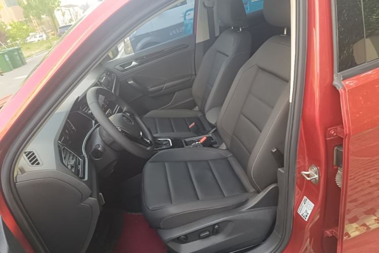 Used Volkswagen T-ROC 2021 280TSI DSG Two-Wheel Drive Comfort Connect Edition Left Front Seat