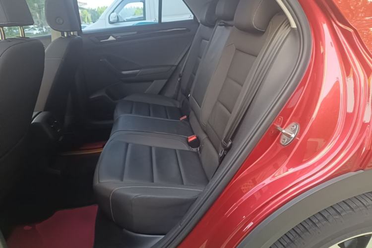 Used Volkswagen T-ROC 2021 280TSI DSG Two-Wheel Drive Comfort Connect Edition Left Rear Seat