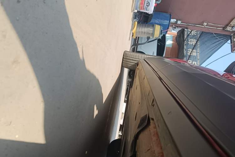 Used Volkswagen T-ROC 2021 280TSI DSG Two-Wheel Drive Comfort Connect Edition Left Side Sill