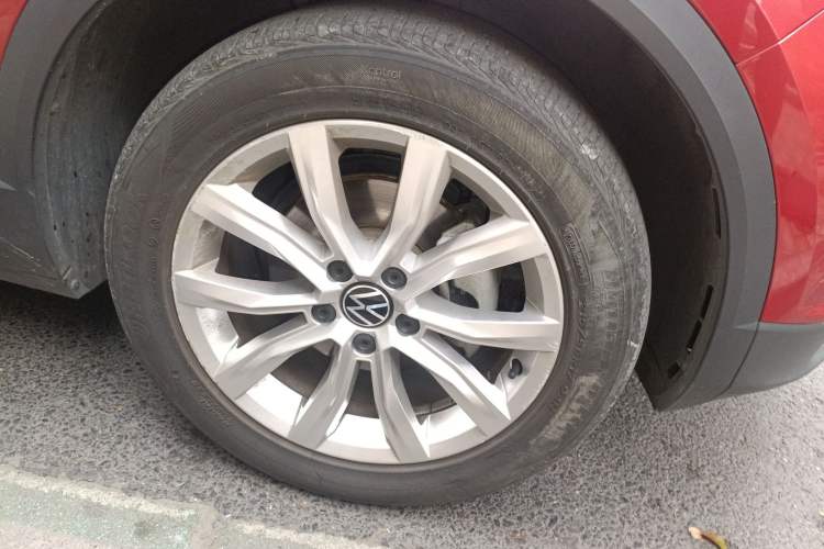 Used Volkswagen T-ROC 2021 280TSI DSG Two-Wheel Drive Elite Connect Edition Right Front Wheel Hub