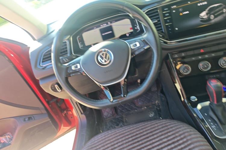 Used Volkswagen T-ROC 2021 280TSI DSG Two-Wheel Drive Comfort Connect Edition Steering Wheel