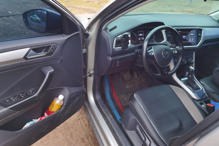 Used Volkswagen T-ROC 2021 280TSI DSG Two-Wheel Drive Elite Connect Edition Driver Seat