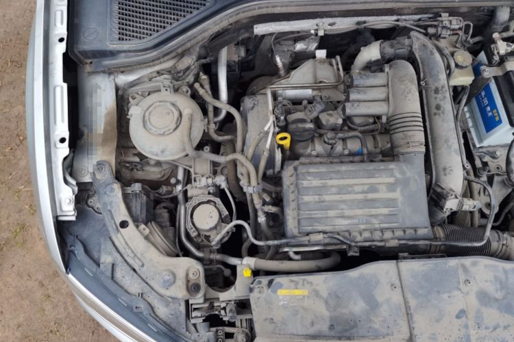 Used Volkswagen T-ROC 2021 280TSI DSG Two-Wheel Drive Elite Connect Edition Engine Bay Right