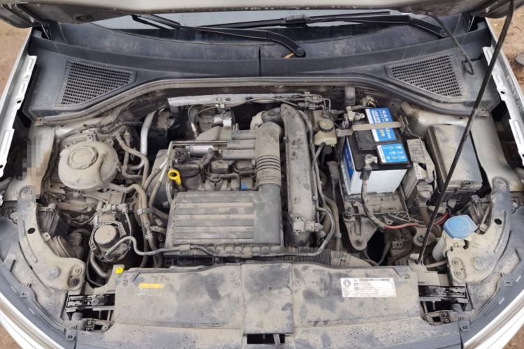 Used Volkswagen T-ROC 2021 280TSI DSG Two-Wheel Drive Elite Connect Edition Engine Bay