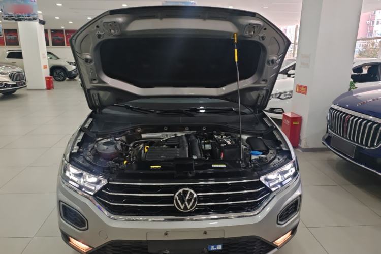 Used Volkswagen T-ROC 2021 280TSI DSG Two-Wheel Drive Comfort Connect Edition Engine Bay