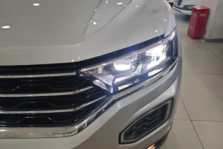 Used Volkswagen T-ROC 2021 280TSI DSG Two-Wheel Drive Comfort Connect Edition Left Front Headlight