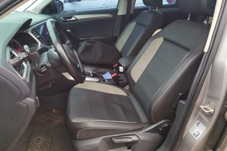 Used Volkswagen T-ROC 2021 280TSI DSG Two-Wheel Drive Elite Connect Edition Left Front Seat