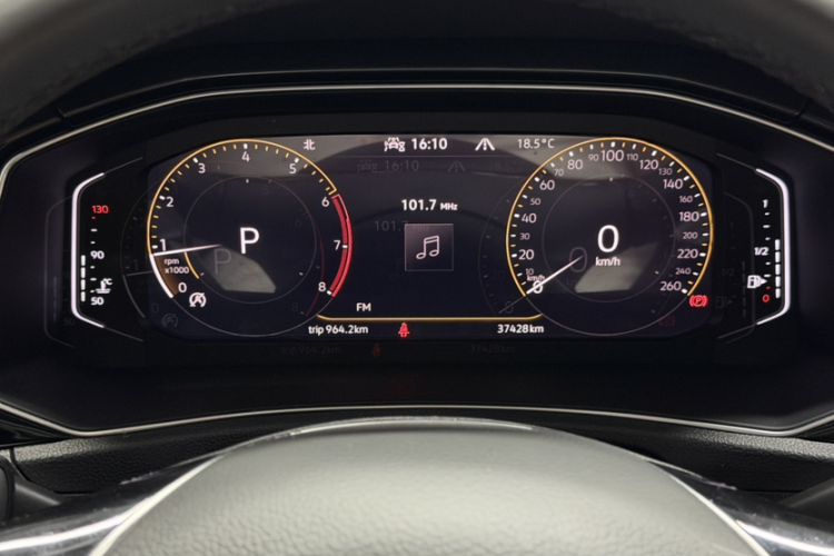 Used Volkswagen T-ROC 2021 280TSI DSG Two-Wheel Drive Comfort Connect Edition Odometer Close Up
