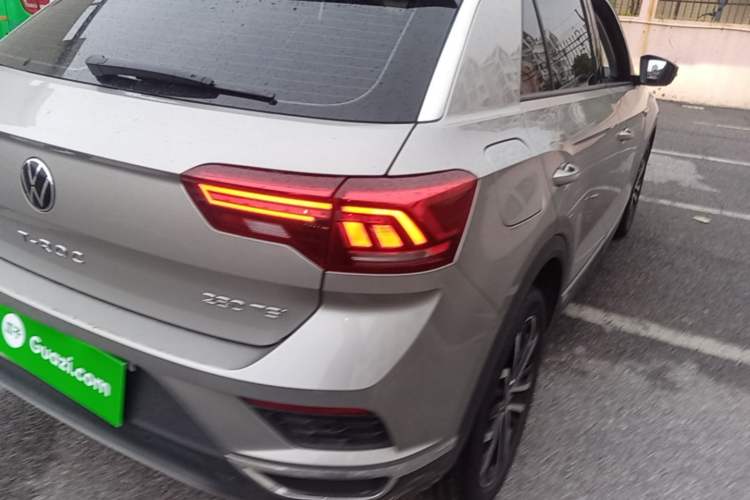 Used Volkswagen T-ROC 2021 280TSI DSG Two-Wheel Drive Comfort Connect Edition Right Rear Taillight