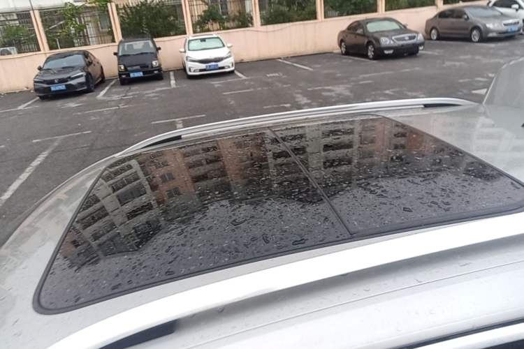 Used Volkswagen T-ROC 2021 280TSI DSG Two-Wheel Drive Comfort Connect Edition Roof