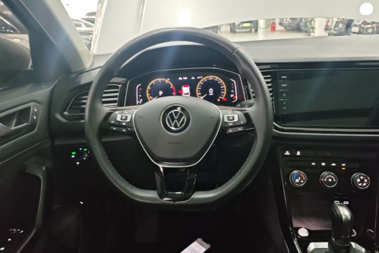Used Volkswagen T-ROC 2021 280TSI DSG Two-Wheel Drive Comfort Connect Edition Steering Wheel