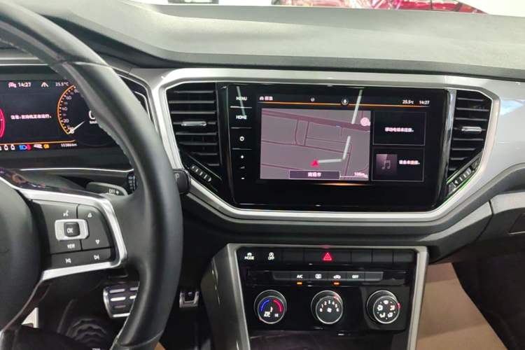 Used Volkswagen T-ROC 2021 280TSI DSG Two-Wheel Drive R-Line Pro Connected Version Audio And AC Panel