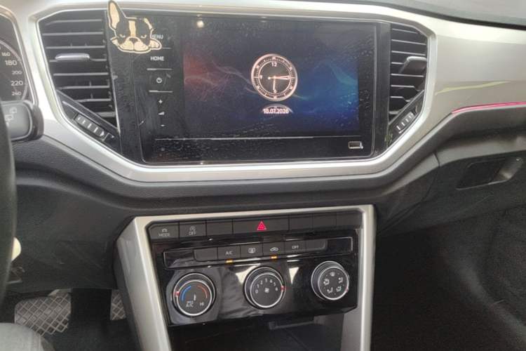 Used Volkswagen T-ROC 2021 280TSI DSG Two-Wheel Drive Elite Connect Edition Audio And AC Panel