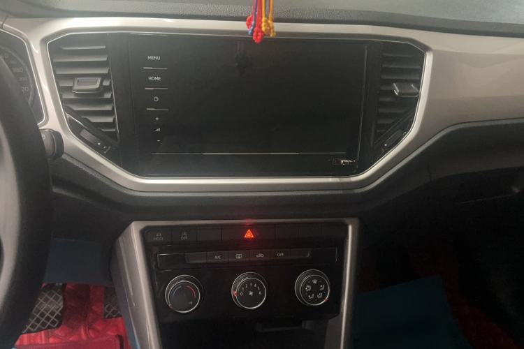 Used Volkswagen T-ROC 2021 Revised Version 280TSI DSG Two-Wheel Drive Elite Connect Edition Audio And AC Panel