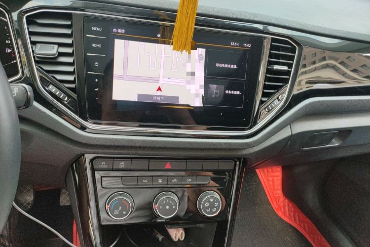 Used Volkswagen T-ROC 2021 280TSI DSG Two-Wheel Drive Comfort Connect Edition Audio And AC Panel