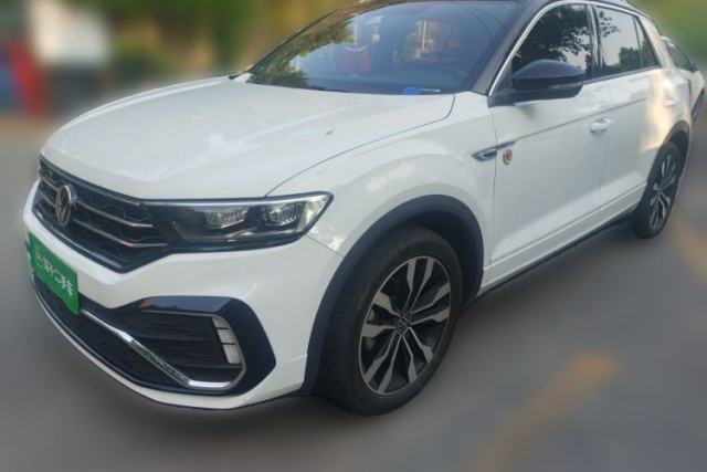 Używany Volkswagen T-ROC 2021 280TSI DSG Two-Wheel Drive R-Line Pro Connected Version