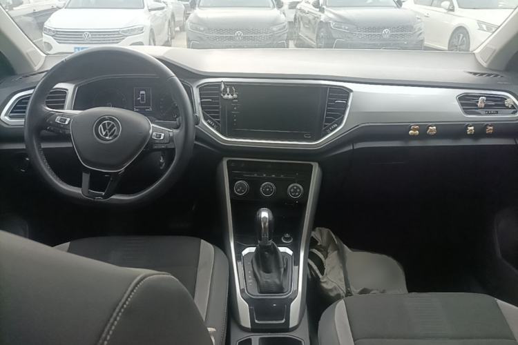 Used Volkswagen T-ROC 2021 280TSI DSG Two-Wheel Drive Elite Connect Edition Center Console