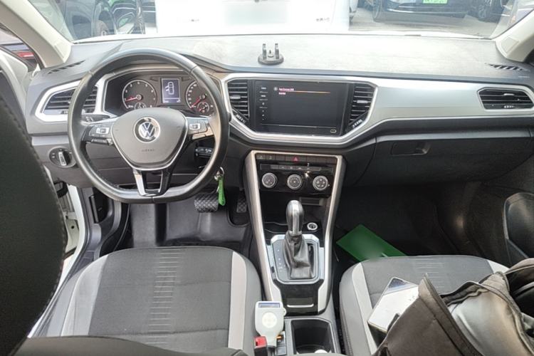 Used Volkswagen T-ROC 2021 Revised Version 280TSI DSG Two-Wheel Drive Elite Connect Edition Center Console