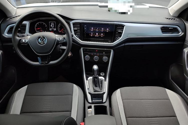 Used Volkswagen T-ROC 2021 280TSI DSG Two-Wheel Drive Elite Connect Edition Center Console