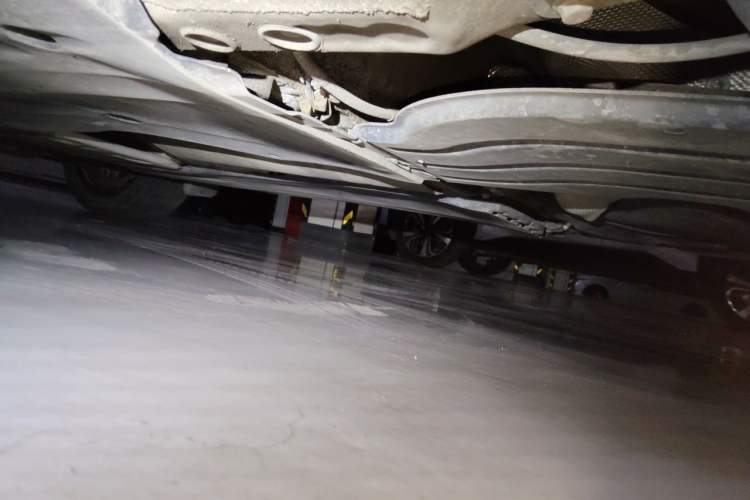 Used Volkswagen T-ROC 2021 280TSI DSG Two-Wheel Drive R-Line Pro Connected Version Chassis Rear Left