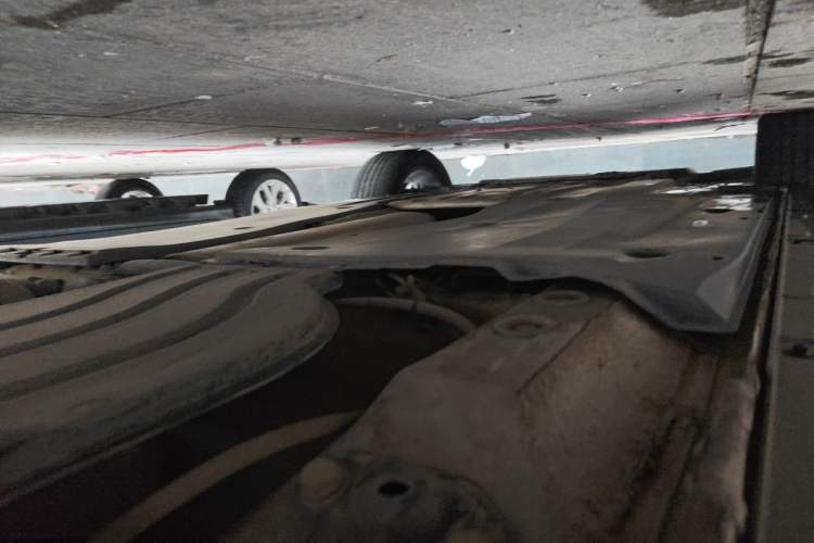 Used Volkswagen T-ROC 2021 280TSI DSG Two-Wheel Drive Comfort Connect Edition Chassis Rear Left
