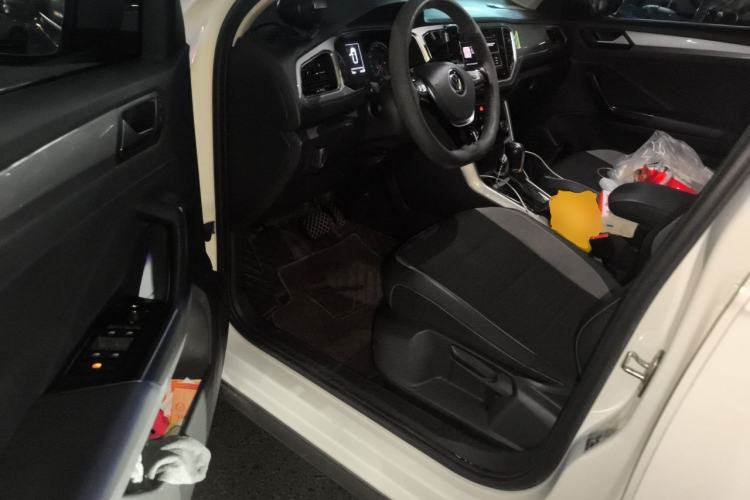 Used Volkswagen T-ROC 2021 280TSI DSG Two-Wheel Drive Elite Connect Edition Driver Seat