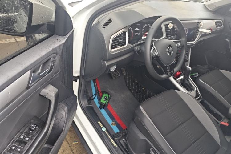 Used Volkswagen T-ROC 2021 280TSI DSG Two-Wheel Drive Elite Connect Edition Driver Seat