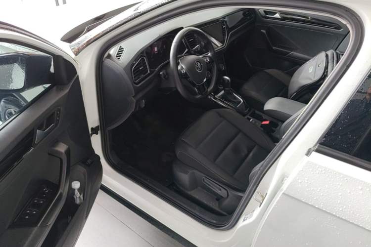 Used Volkswagen T-ROC 2021 Revised Version 280TSI DSG Two-Wheel Drive Comfort & Smart Connectivity Edition Driver Seat