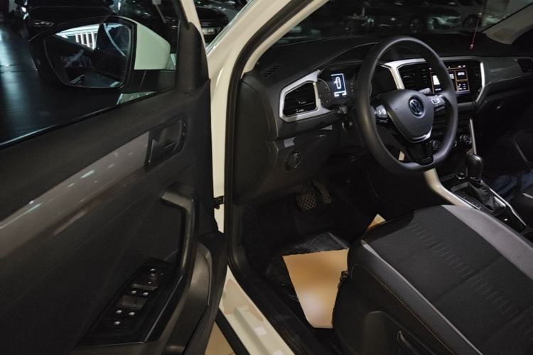 Used Volkswagen T-ROC 2021 Revised Version 280TSI DSG Two-Wheel Drive Elite Connect Edition Driver Seat