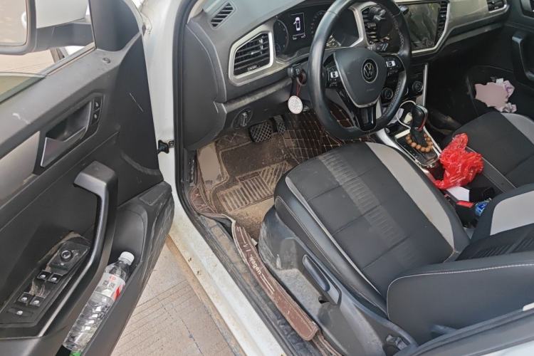 Used Volkswagen T-ROC 2021 Revised Version 280TSI DSG Two-Wheel Drive Elite Connect Edition Driver Seat