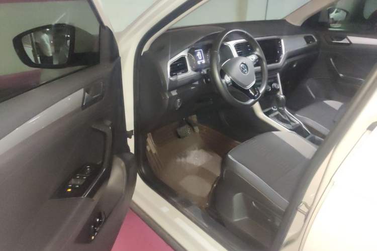 Used Volkswagen T-ROC 2021 280TSI DSG Two-Wheel Drive Elite Connect Edition Driver Seat