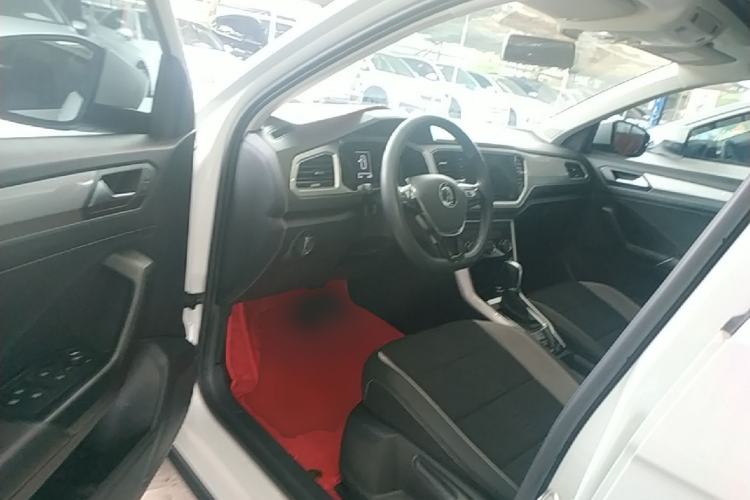Used Volkswagen T-ROC 2021 280TSI DSG Two-Wheel Drive Elite Connect Edition Driver Seat