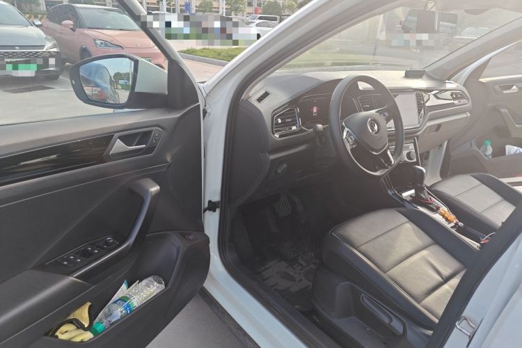 Used Volkswagen T-ROC 2021 280TSI DSG Two-Wheel Drive Comfort Connect Edition Driver Seat