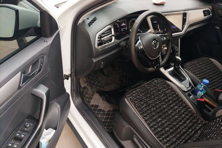 Used Volkswagen T-ROC 2021 280TSI DSG Two-Wheel Drive Elite Connect Edition Driver Seat