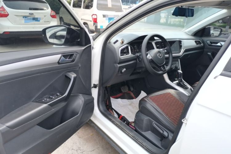 Used Volkswagen T-ROC 2021 280TSI DSG Two-Wheel Drive Elite Connect Edition Driver Seat