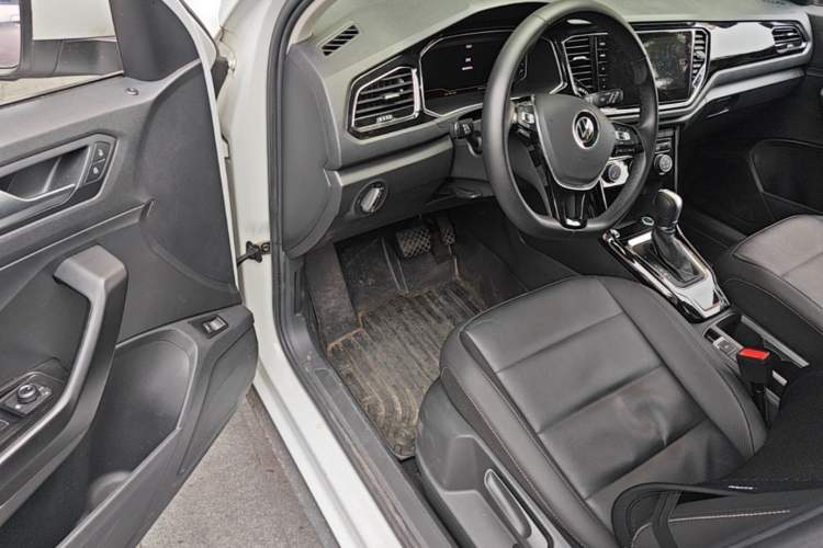 Used Volkswagen T-ROC 2021 280TSI DSG Two-Wheel Drive Comfort Connect Edition Driver Seat