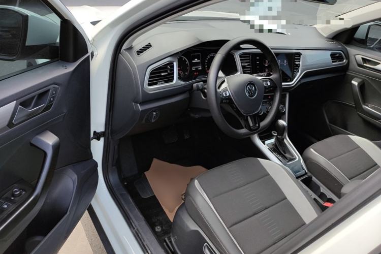 Used Volkswagen T-ROC 2021 280TSI DSG Two-Wheel Drive Elite Connect Edition Driver Seat