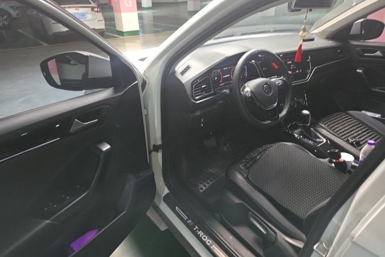 Used Volkswagen T-ROC 2021 280TSI DSG Two-Wheel Drive Comfort Connect Edition Driver Seat