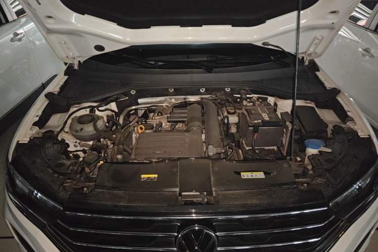 Used Volkswagen T-ROC 2021 Revised Version 280TSI DSG Two-Wheel Drive Elite Connect Edition Engine Bay