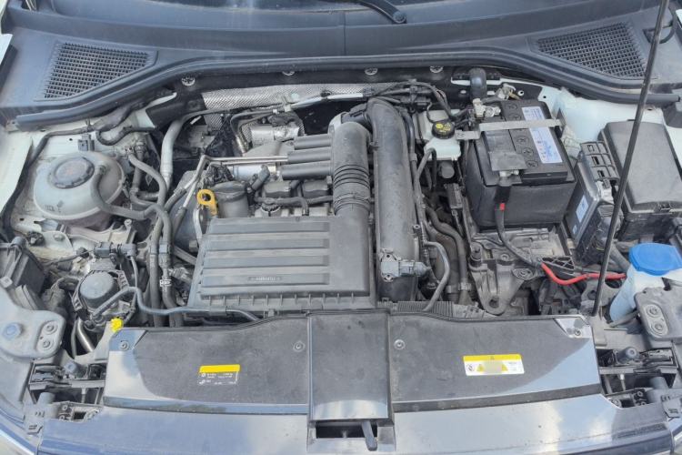 Used Volkswagen T-ROC 2021 Revised Version 280TSI DSG All-Wheel Drive Luxury Connected Edition Engine Bay