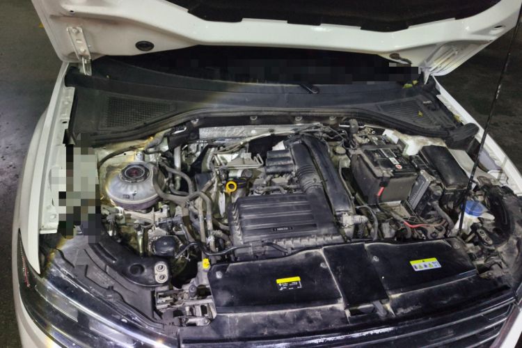Used Volkswagen T-ROC 2021 280TSI DSG Two-Wheel Drive Comfort Connect Edition Engine Bay